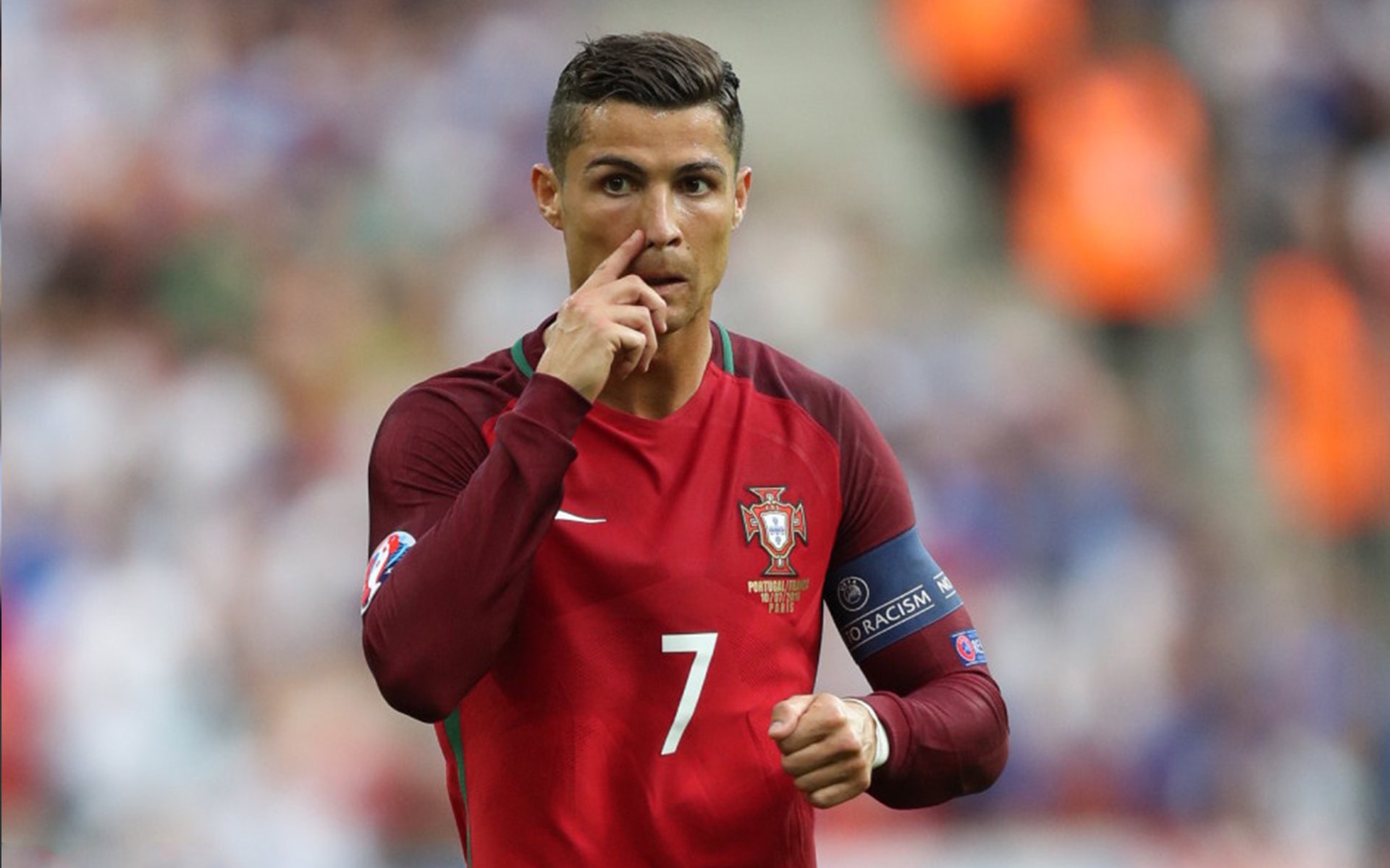 巴尔：他在全黑队中场的稳定发挥让球队的进攻和防守形成完美平衡